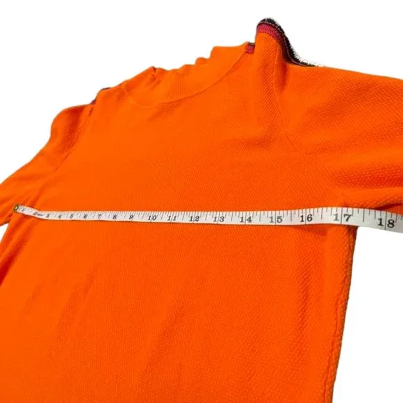AmelieBoutik Comfy Orange Top with Sleeves Design - Women - XL - Picture 10 of 16